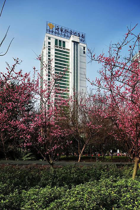 Empark Grand Hotel Chongqing Exterior photo
